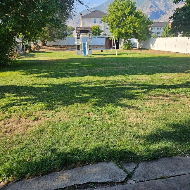 Backyard - 120 W 700 S
