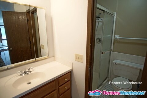 Foto del edificio - 1620 Highway 36 W