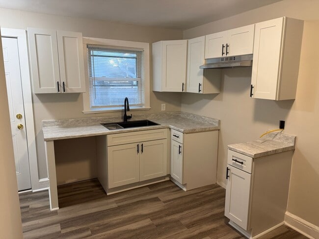 Photo - Beautifully Updated Duplex Near NoDa!! House