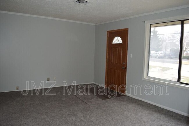 Foto del edificio - 17327 Prospect St