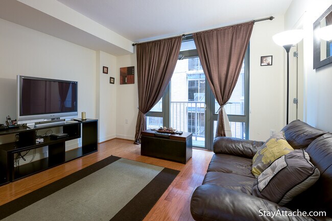 Foto del edificio - 1117 10th St NW