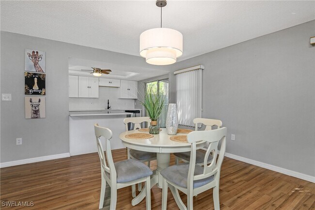 Foto del edificio - 3538 Silver Pine Ct