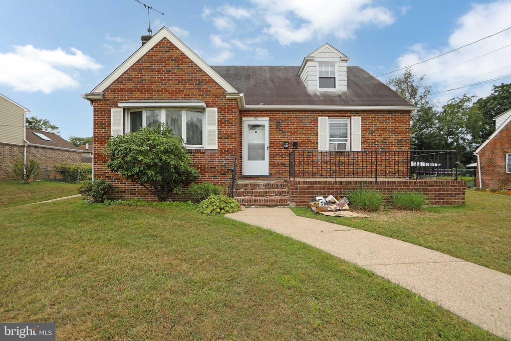 Foto principal - 30 Hendrickson Ave