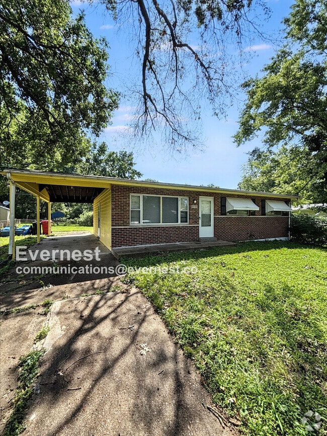 Building Photo - 9732 Glen Owen Dr