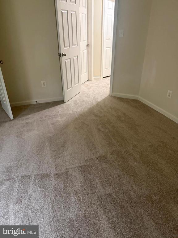 Building Photo - 3565 Eagle Ridge Dr