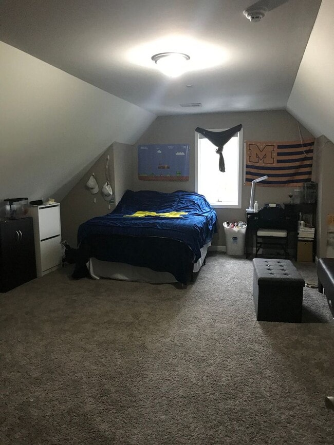 Foto del edificio - 1335 Hill St