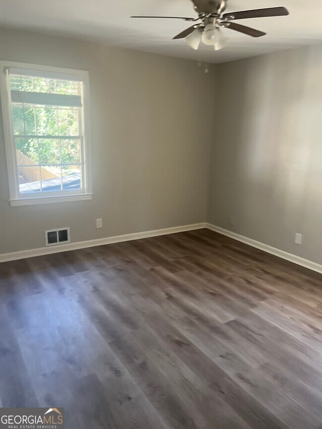 Foto del edificio - 1262 Lorenzo Dr SW