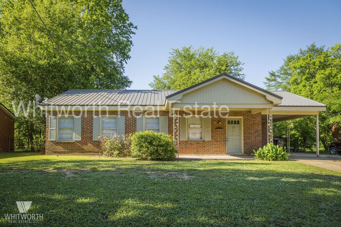 Primary Photo - 3-Bed/1-Bath Home in West End