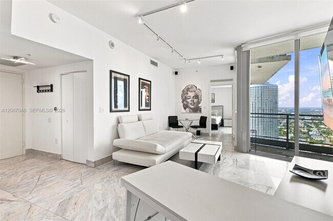 Foto del edificio - 92 SW 3rd St