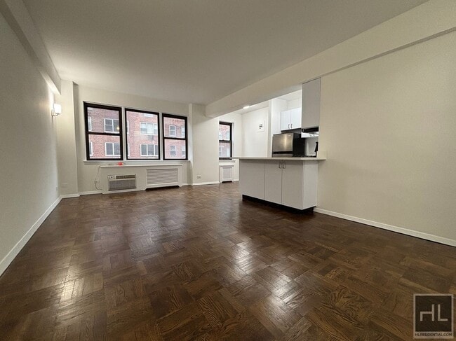 Building Photo - BEEKMAN PLACE