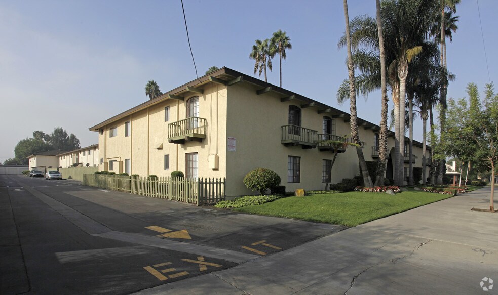 El Cortez Apartments Rentals Anaheim, CA