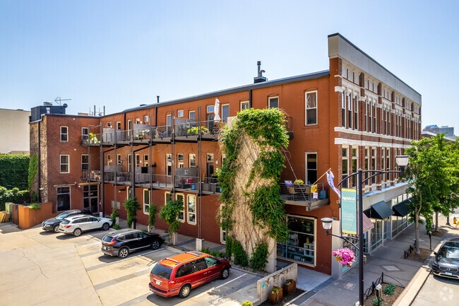 Building Photo - Capitol Village Lofts