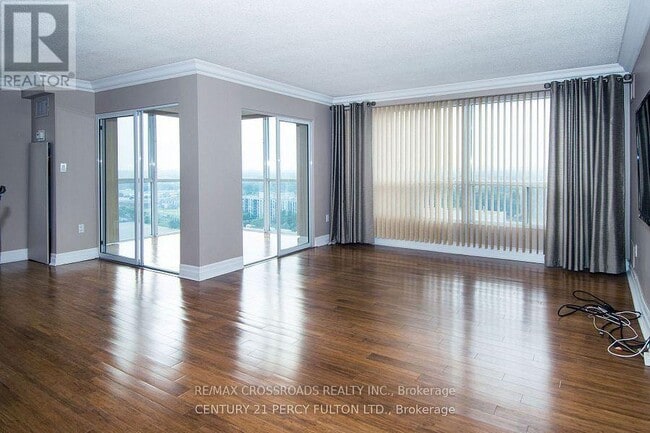 Photo du bâtiment - 5 Concorde Pl