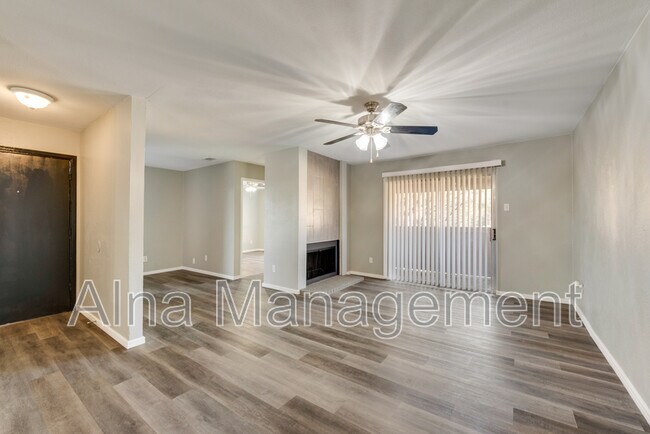 Foto del edificio - 8110 Skillman St