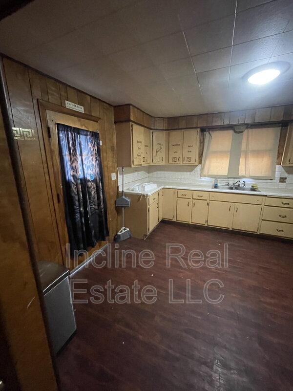 Photo - 1511 Scott St House