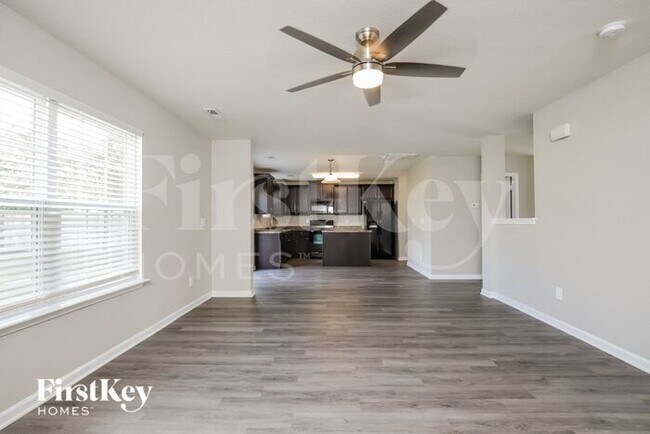 Foto del edificio - 4893 Abbey Park Rd