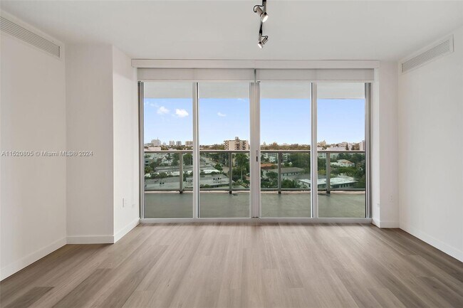 Foto del edificio - 1500 Bay Rd