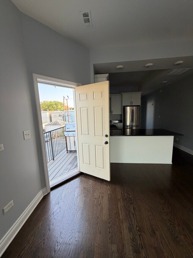 Foto del edificio - 2629 W 15th St