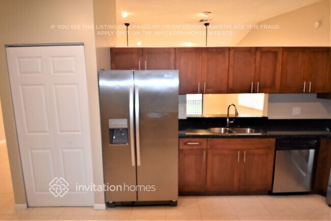 Foto del edificio - 7600 NW 88th Cir