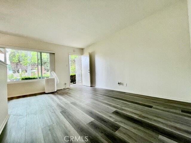 Building Photo - 1803 W Sumac Ln