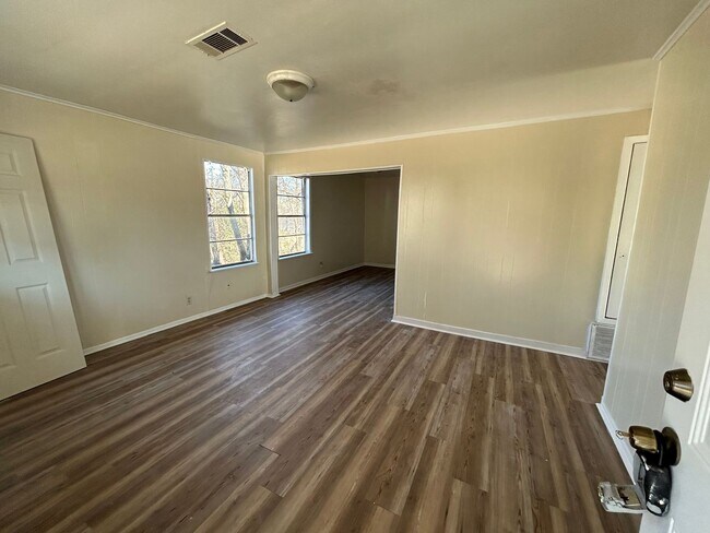 Foto del edificio - 115 Joiner Ave
