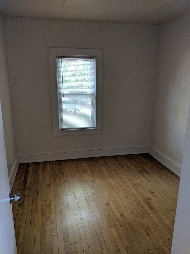 Dormitorio 2 - 133 e Montana st