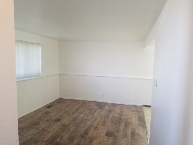 Foto del edificio - 319 N 100 E