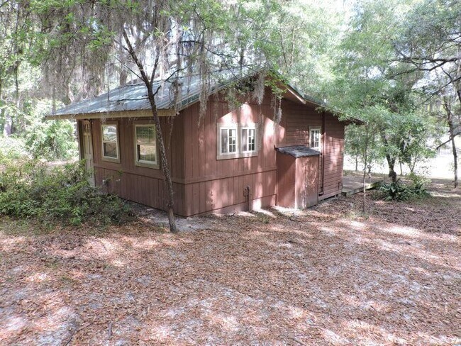Foto del edificio - 112 Cowpen Ln