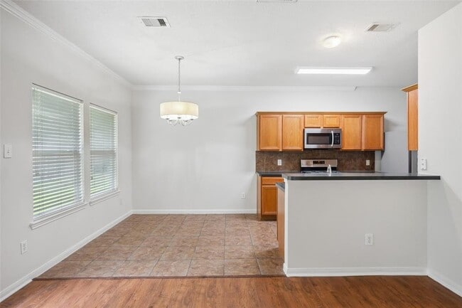 Building Photo - 12047 Belle Ct