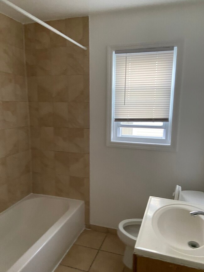 Bathroom - 124 Johnson Ave