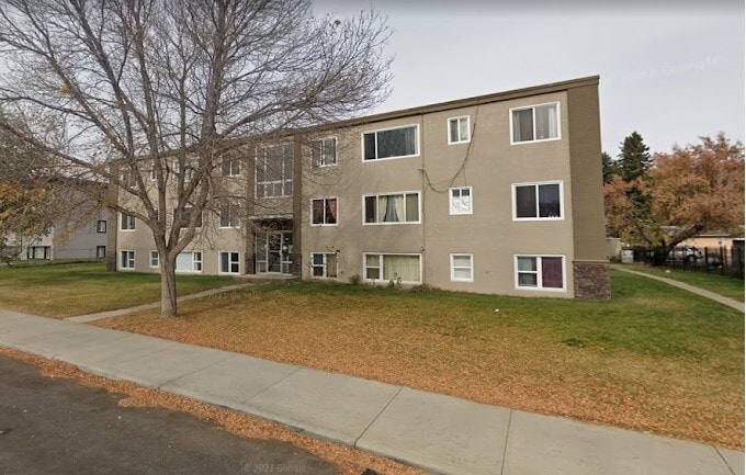 Primary Photo - 12940-12118 118 Ave NW