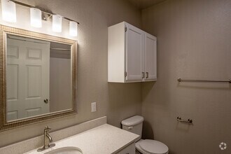 2BR, 2BA - 908SF - Heights at Battle Creek