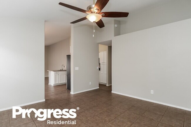 Building Photo - 429 S 93rd Pl