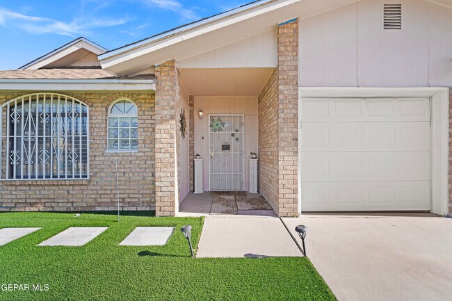 Foto del edificio - 9304 W Osborne Rd