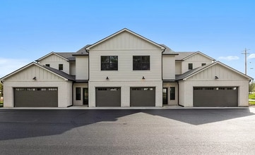 Building Photo - 512 Old Lovers Ln