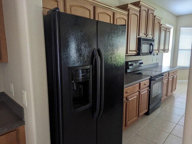 Foto del edificio - 1347 W Skyview Crossing Dr