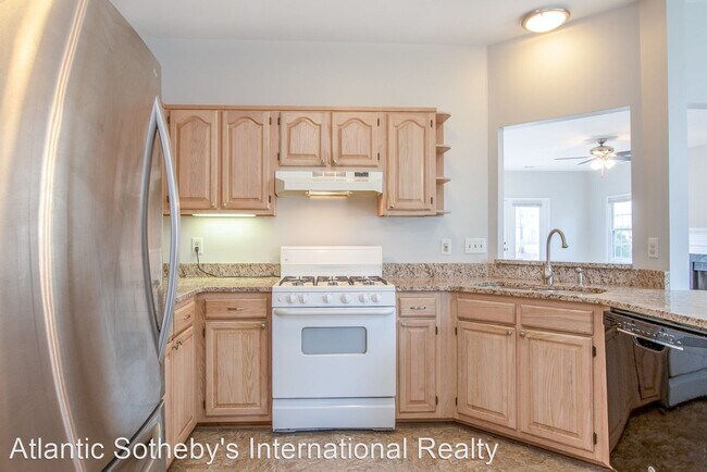 Building Photo - 3 br, 2.5 bath House - 937 Willow Point