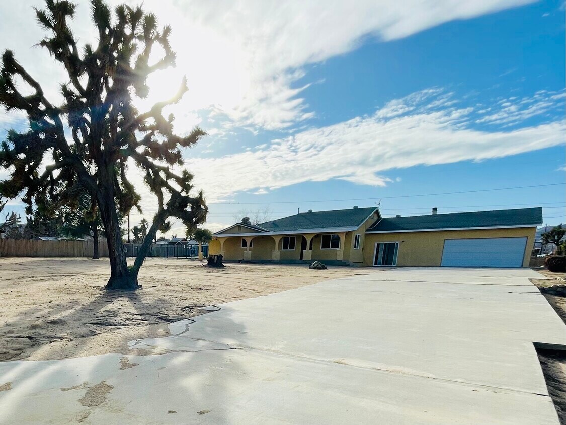 7546 Deer Trl, Yucca Valley, CA 92284 House Rental in Yucca Valley