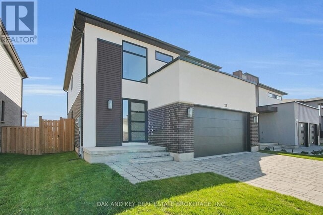 Building Photo - 25 Alexander Cir