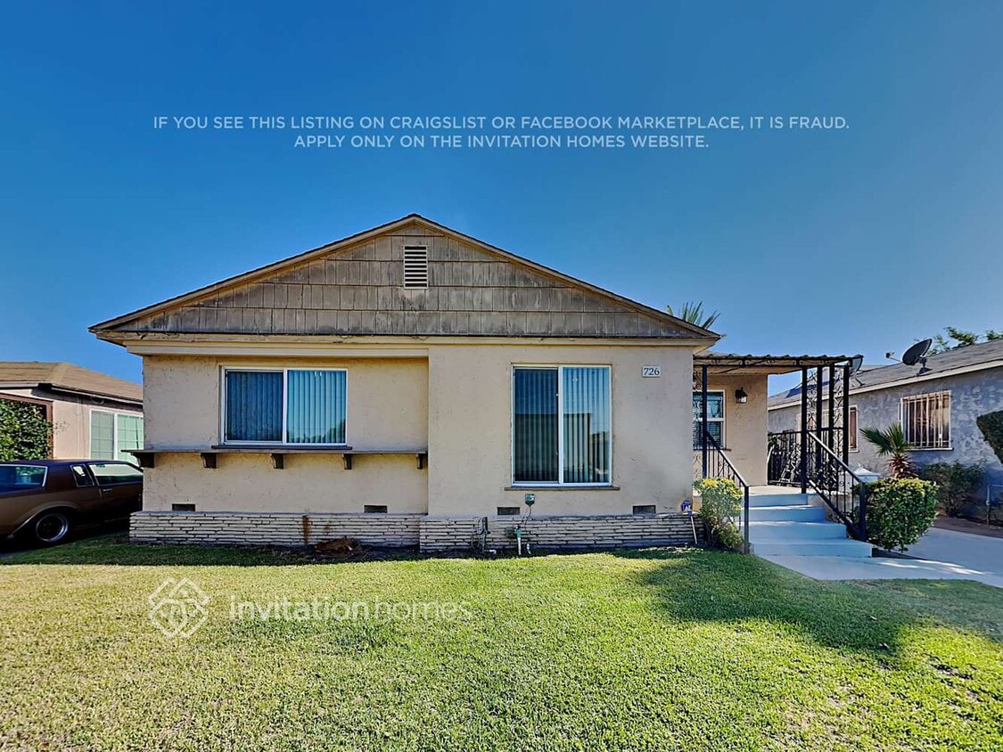Foto principal - 726 E 99th St