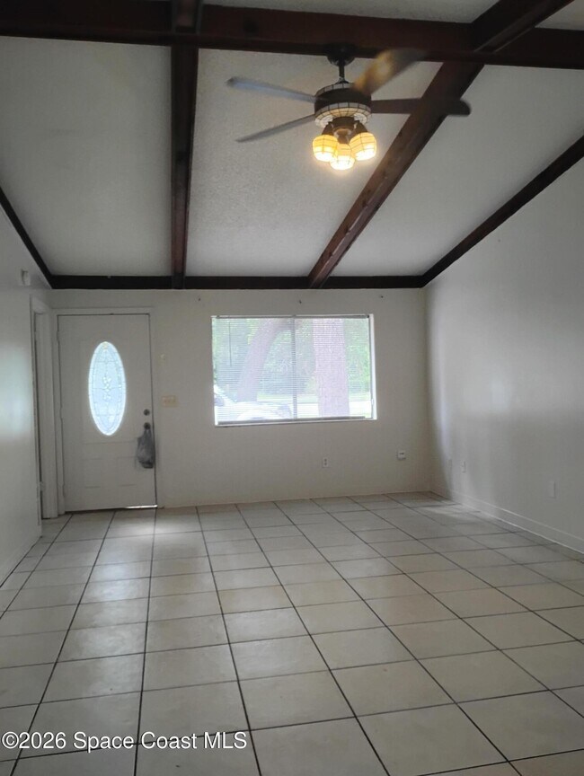 Foto del edificio - 1533 Emerson Dr SE