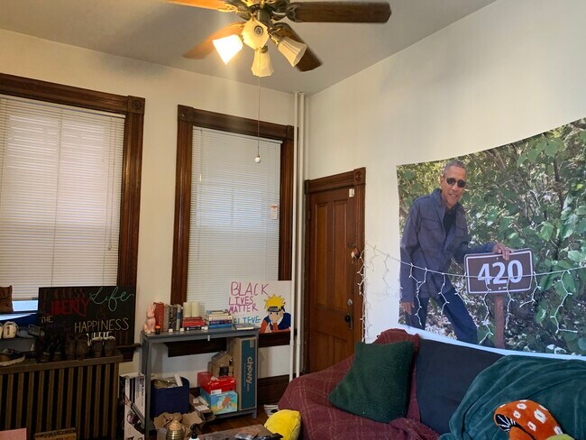 Photo - 3230 Bishop St Apartments