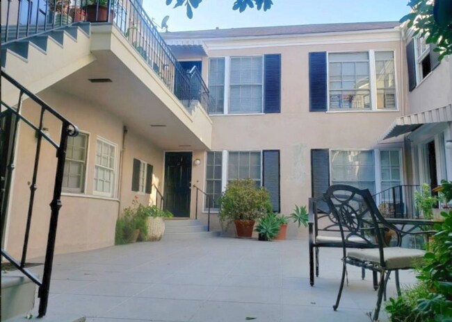 Foto del edificio - 1401 Havenhurst Dr