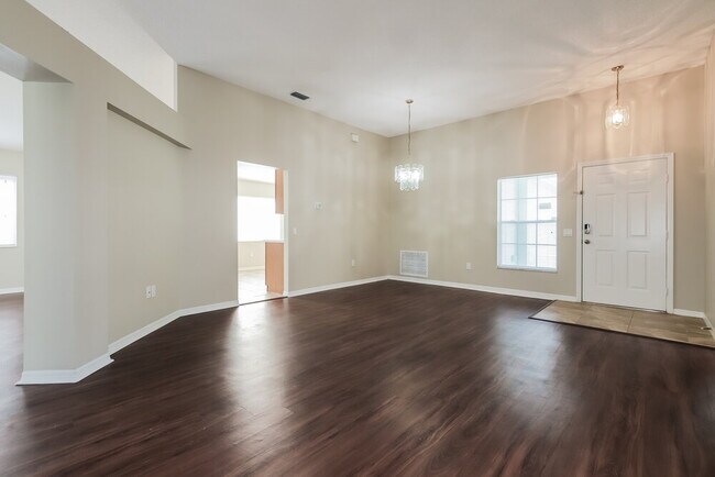 Building Photo - 311 Chardonnay Pl