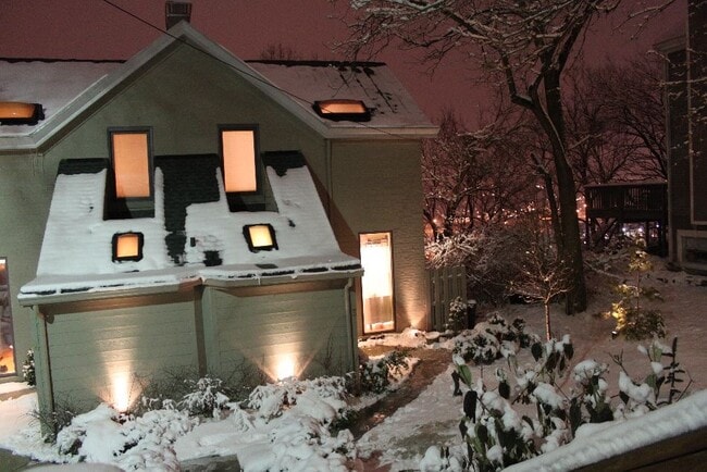 Foxhall Court - Foxhall Court Townhome