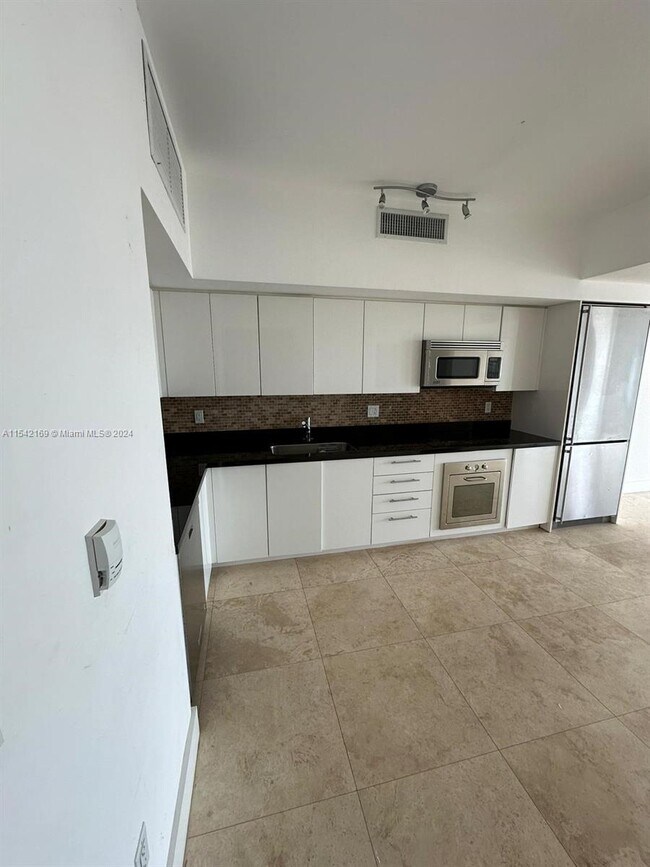 Foto del edificio - 92 SW 3rd St