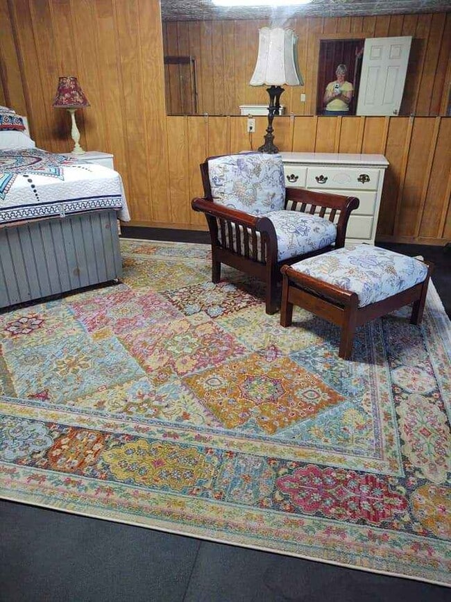 Dormitorio - 297 Knoll Dr