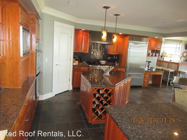 Building Photo - 2 br, 2.5 bath House - 2316 N 31st #401