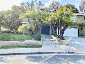 Building Photo - 25295 Terreno Dr