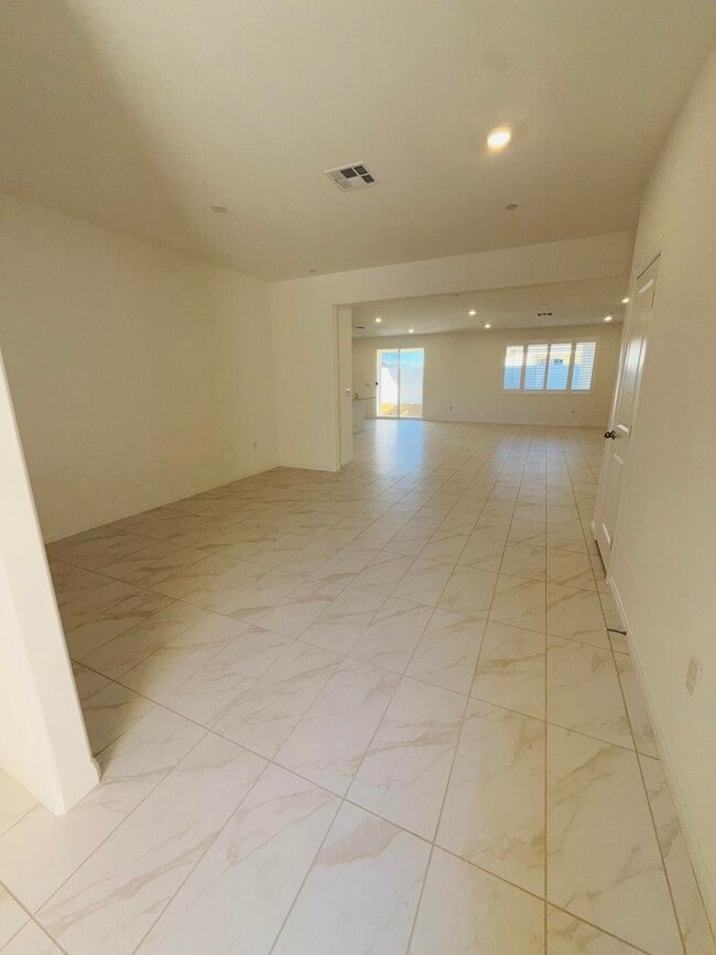 Foto del edificio - 39171 Quixote Ct